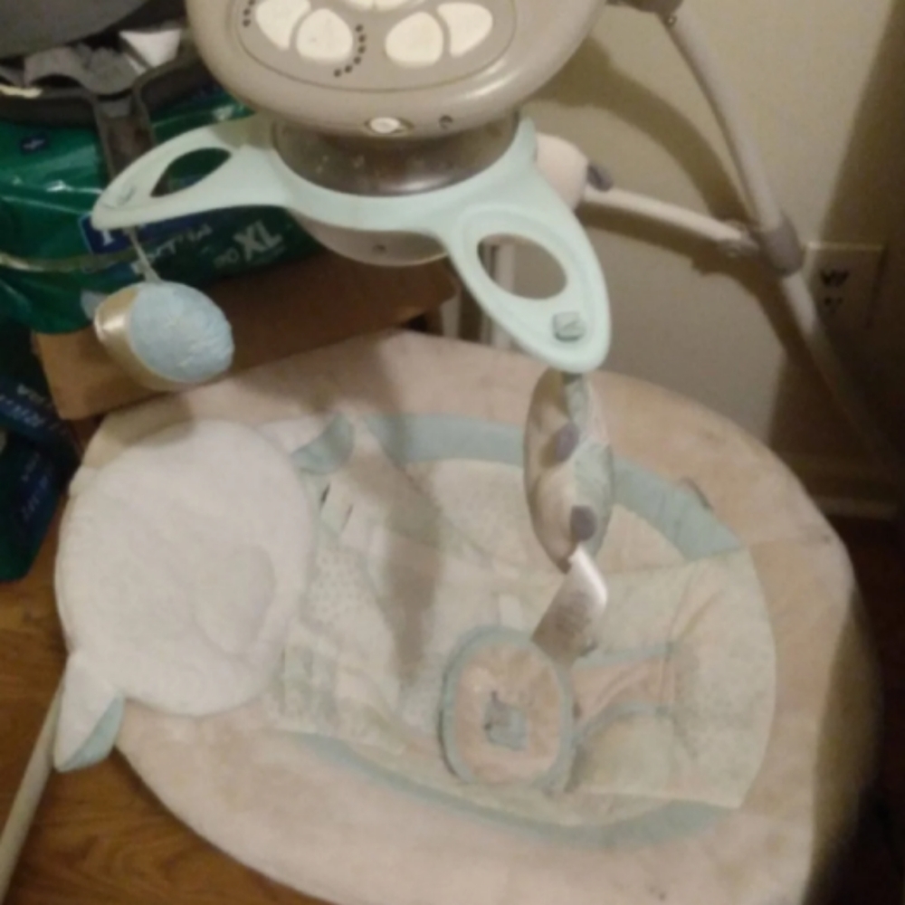 Baby swing